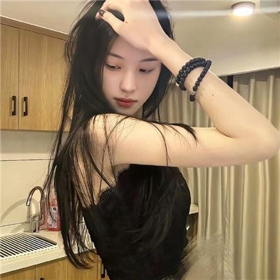 人前叫多莉，人后叫凯蒂封面